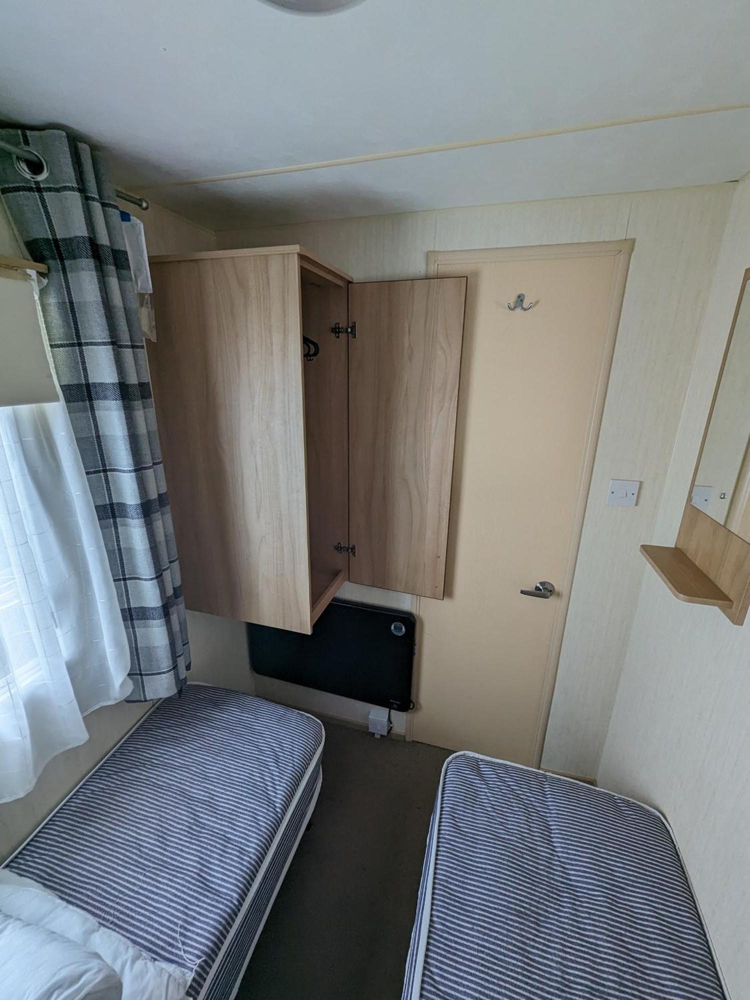 3 Bedroom Caravan, Sleeps 8 Lyons Lido Beach Prestatyn Exterior foto