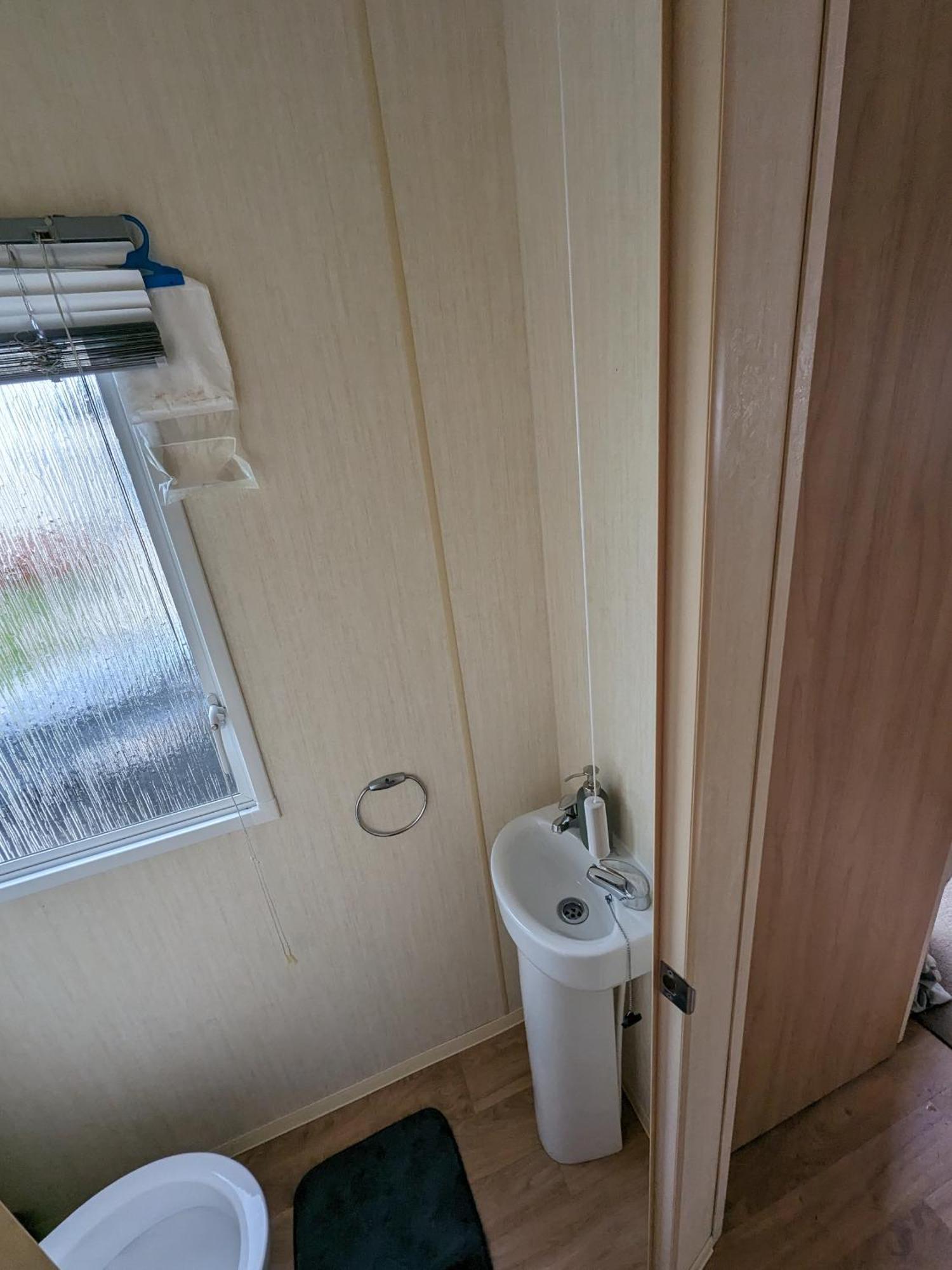 3 Bedroom Caravan, Sleeps 8 Lyons Lido Beach Prestatyn Exterior foto
