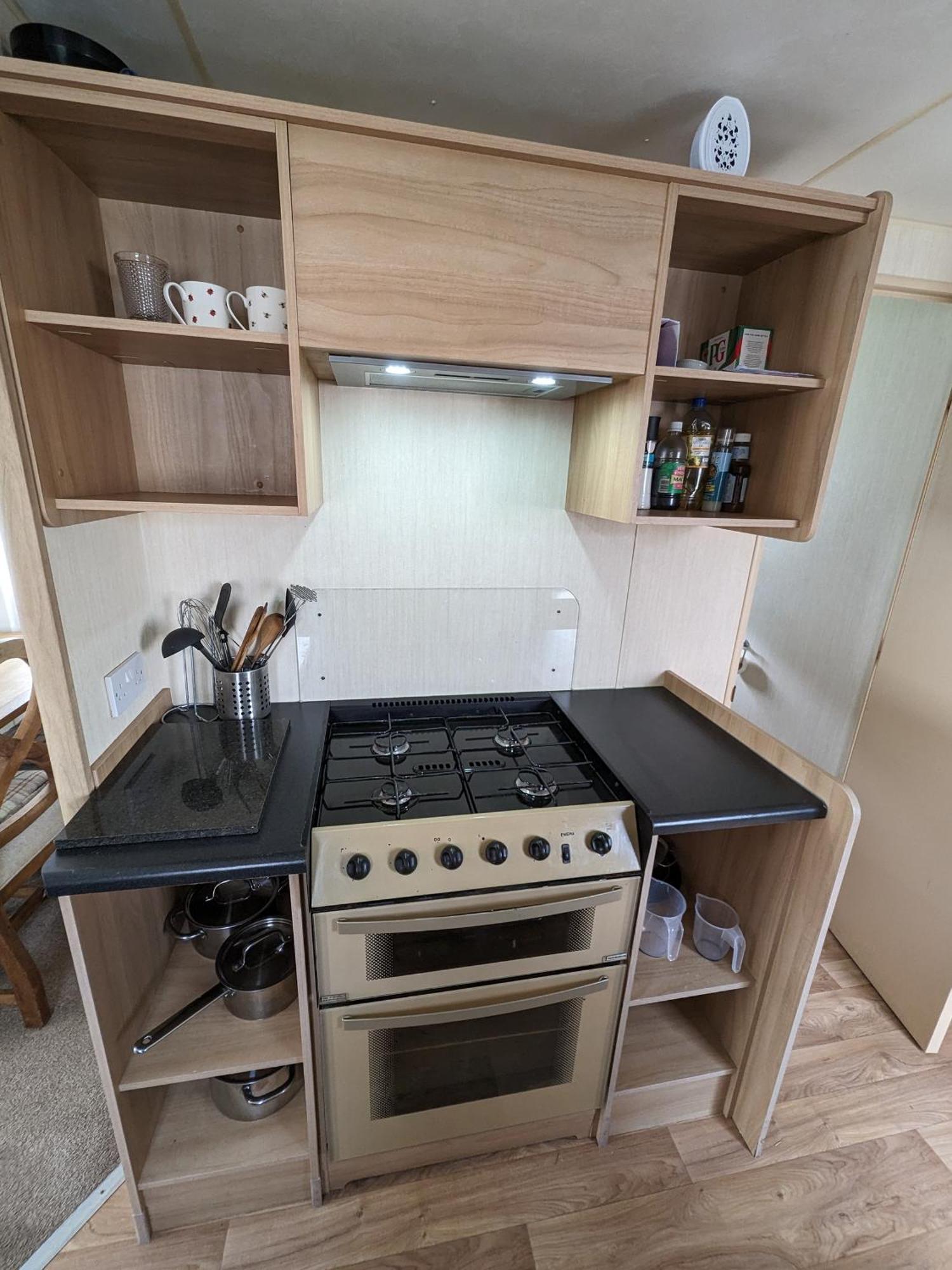 3 Bedroom Caravan, Sleeps 8 Lyons Lido Beach Prestatyn Exterior foto