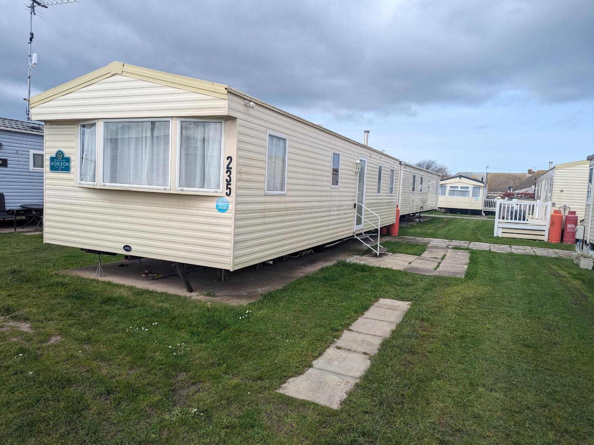 3 Bedroom Caravan, Sleeps 8 Lyons Lido Beach Prestatyn Exterior foto